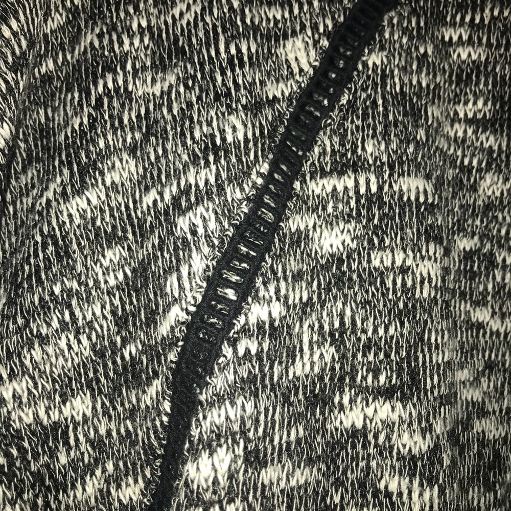 Marbled Roxy Sweater - Picture 2 of 3
